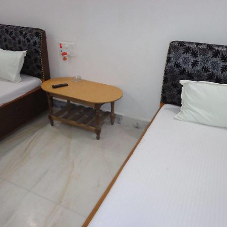 Jyoti Guest House Bodh Gaya Ngoại thất bức ảnh